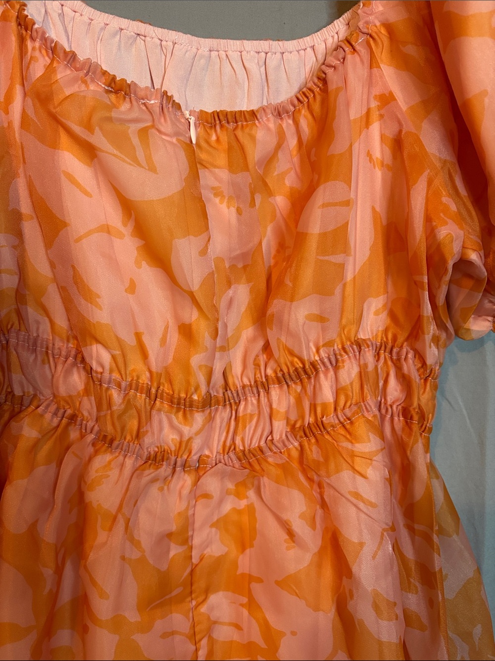 ARULA Orange and Pink Floral Puff-Sleeve Midi Dress - Picture 3 of 7